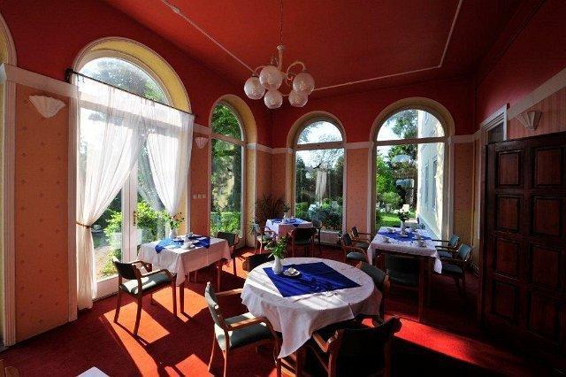 Misefa Kastely Bed & Breakfast エクステリア 写真